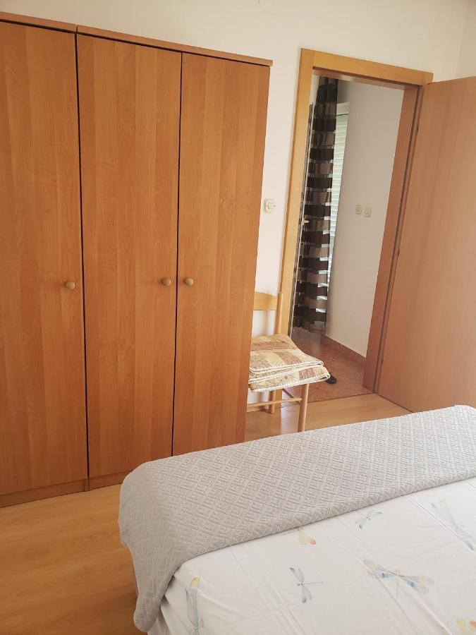 Apartmani Ciklic Dobropoljana ภายนอก รูปภาพ